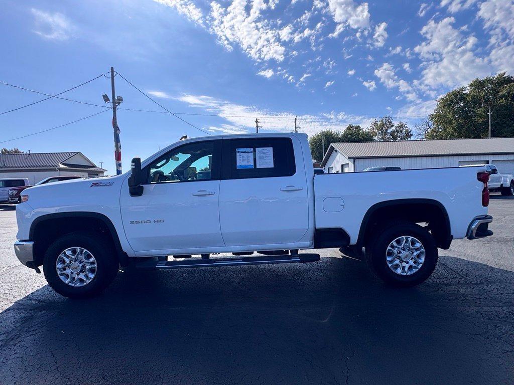 Used 2026 Chevrolet Silverado 2500 LT AWD/4WD image 9