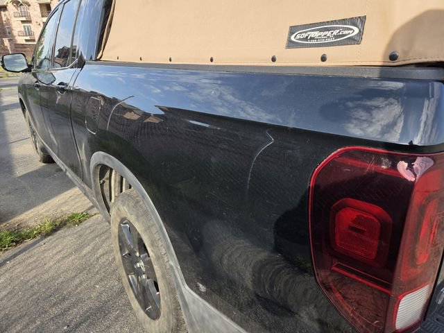 Used 2017 Honda Ridgeline Black Edition image 8