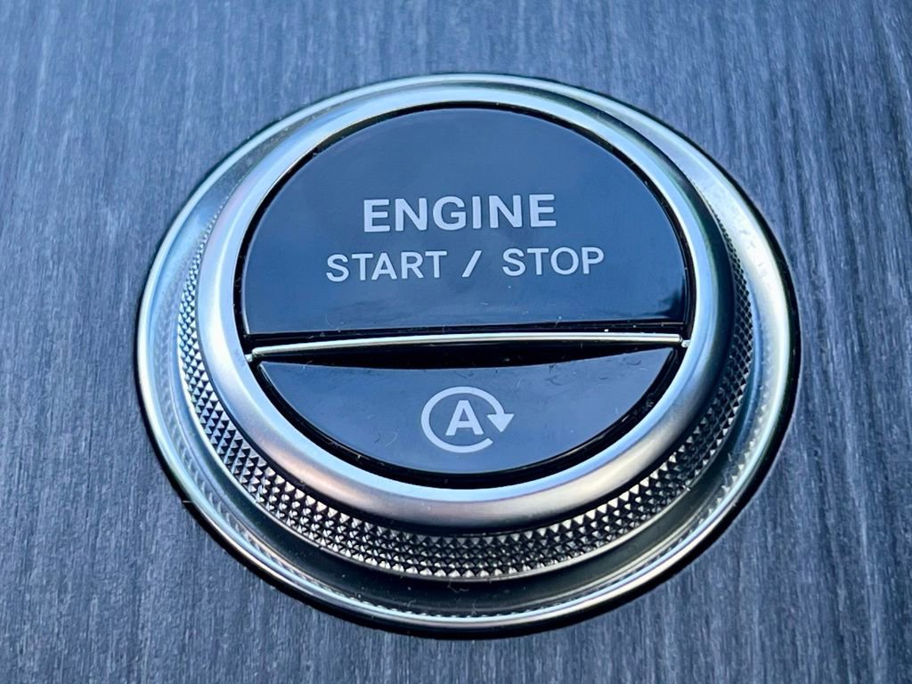 Certified 2023 Mercedes-Benz C 300 4MATIC Sedan image 21