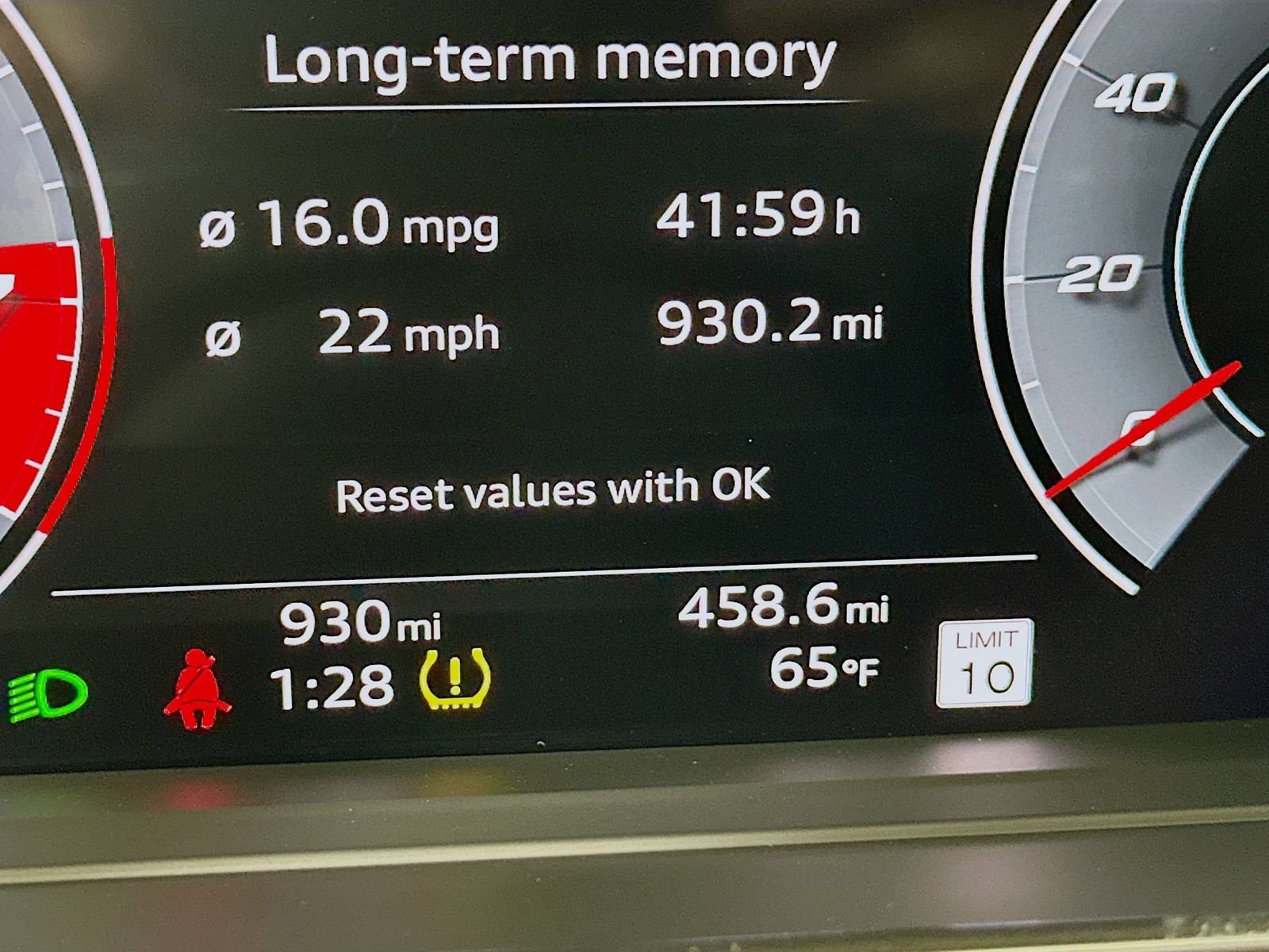 Used 2025 Audi S8 AWD/4WD image 22