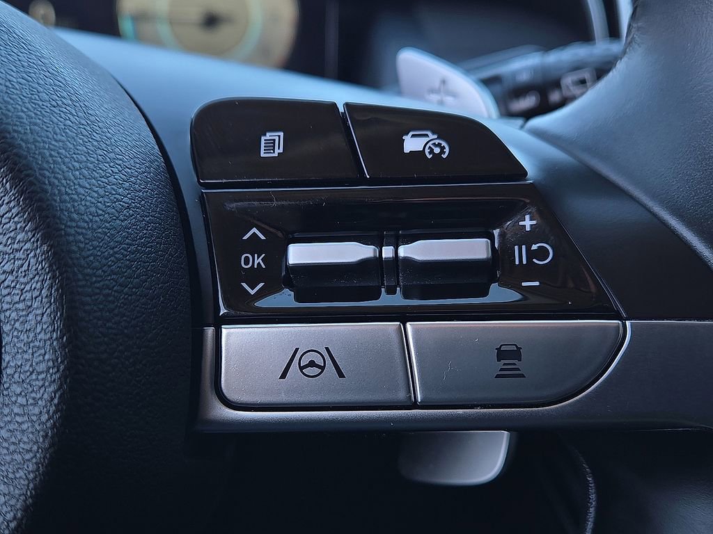 Used 2022 Hyundai Tucson Limited image 18