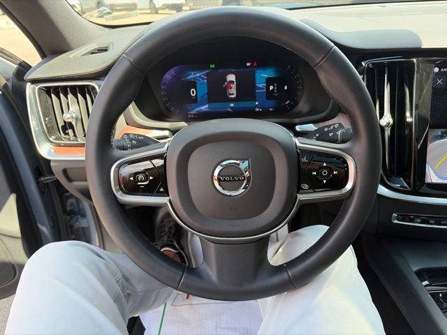 Used 2023 Volvo V60 B5 Cross Country Ultimate AWD/4WD image 14