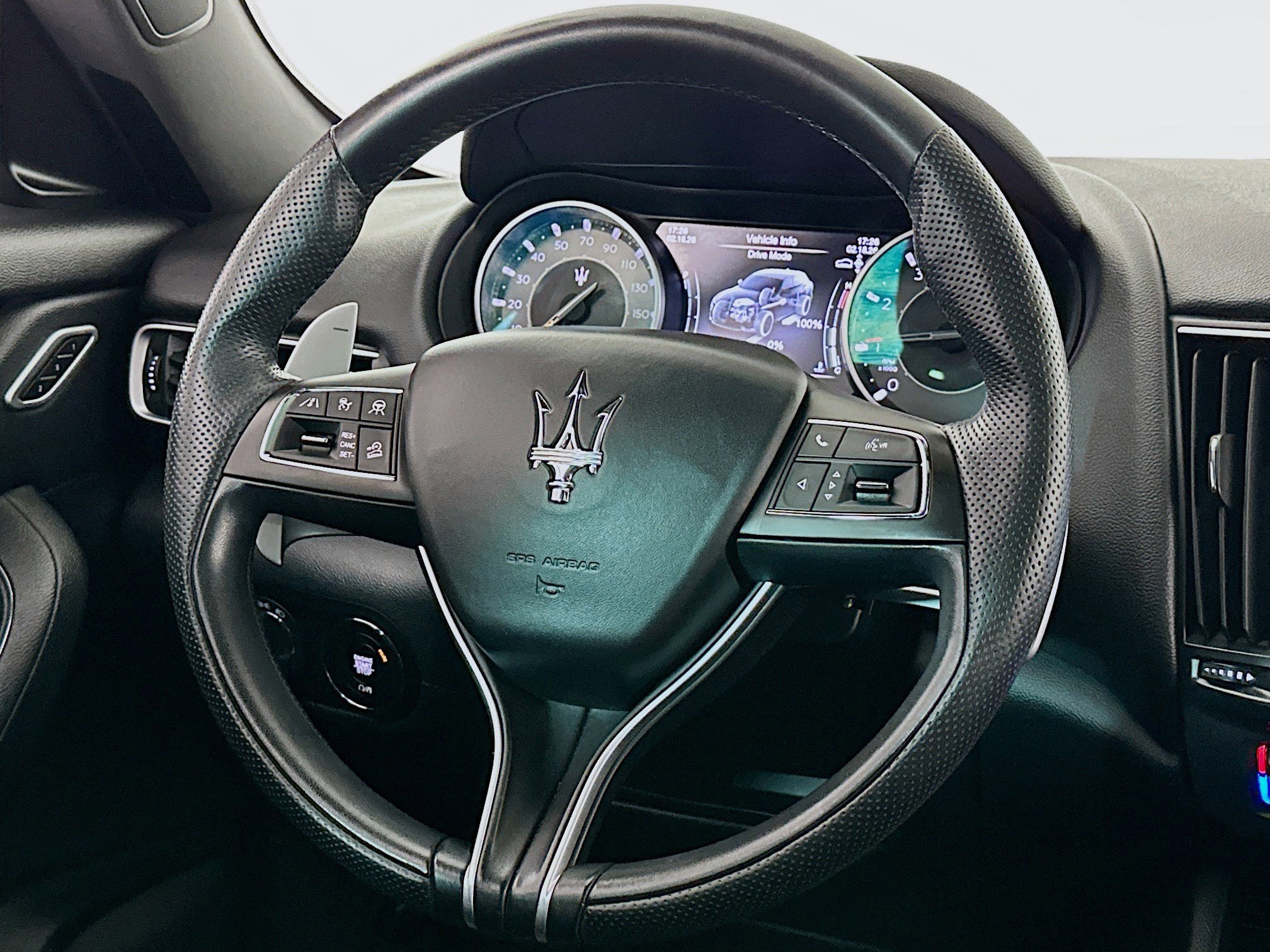 Used 2023 Maserati Levante Modena image 8