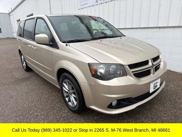 Used 2014 Dodge Grand Caravan R/T w/ Driver Convenience Group image 2