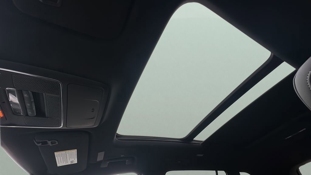 New 2026 Buick Enclave Avenir w/ Super Cruise Package image 14