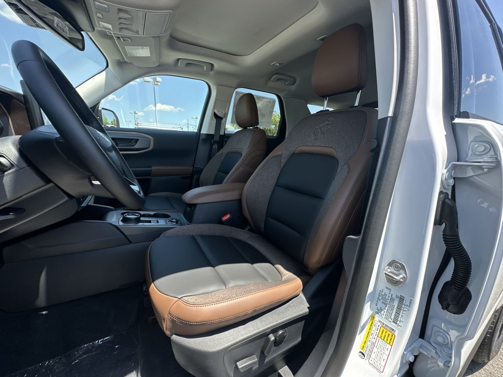 New 2026 Ford Bronco Sport Outer Banks w/ Outer Banks Tech Package+ AWD/4WD image 21