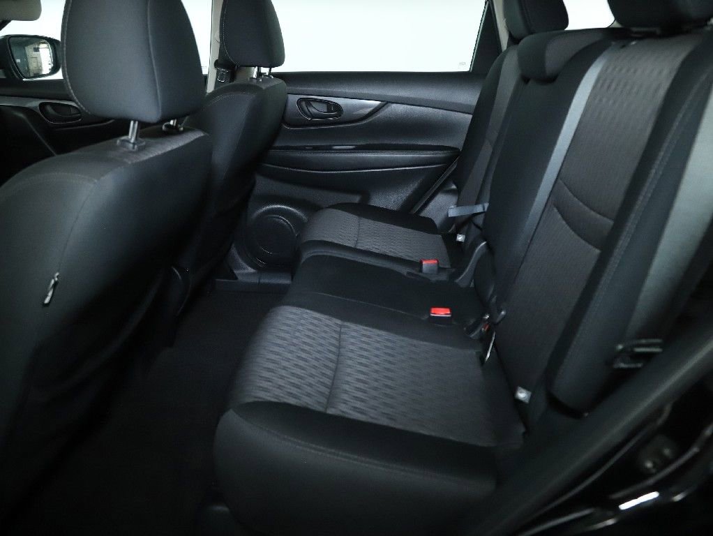 Used 2020 Nissan Rogue S AWD/4WD image 14