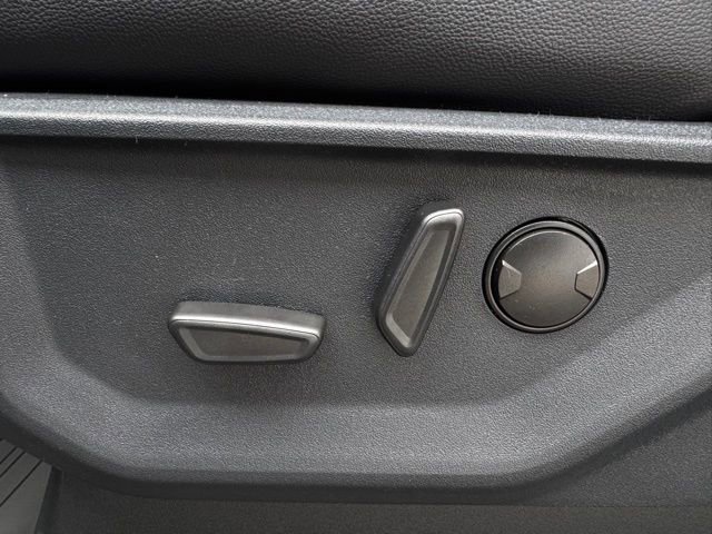 New 2025 Ford F150 XLT w/ Equipment Group 303A High image 31