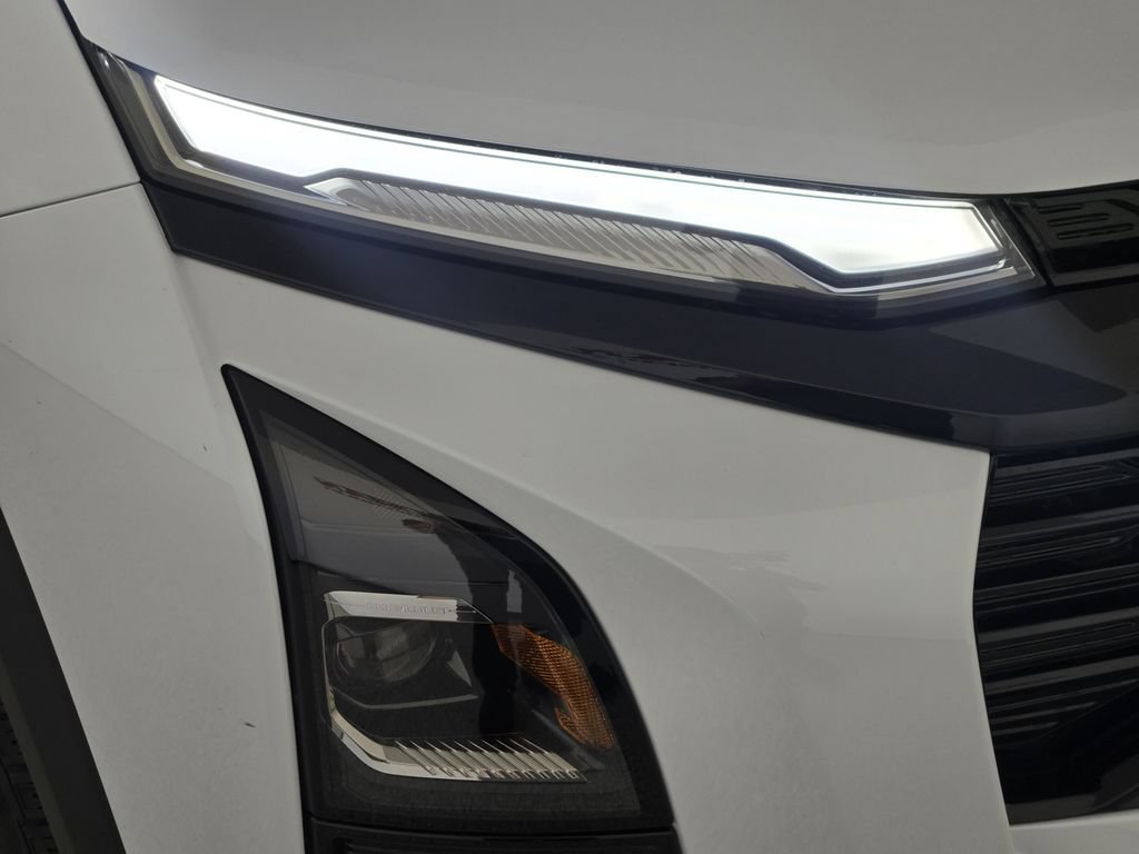 New 2026 Chevrolet Equinox RS w/ Convenience Package III FWD image 11