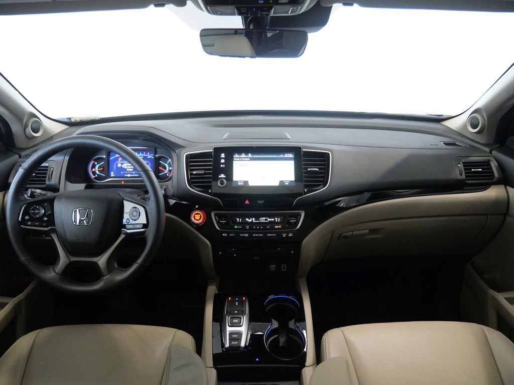 Used 2022 Honda Pilot Touring image 17