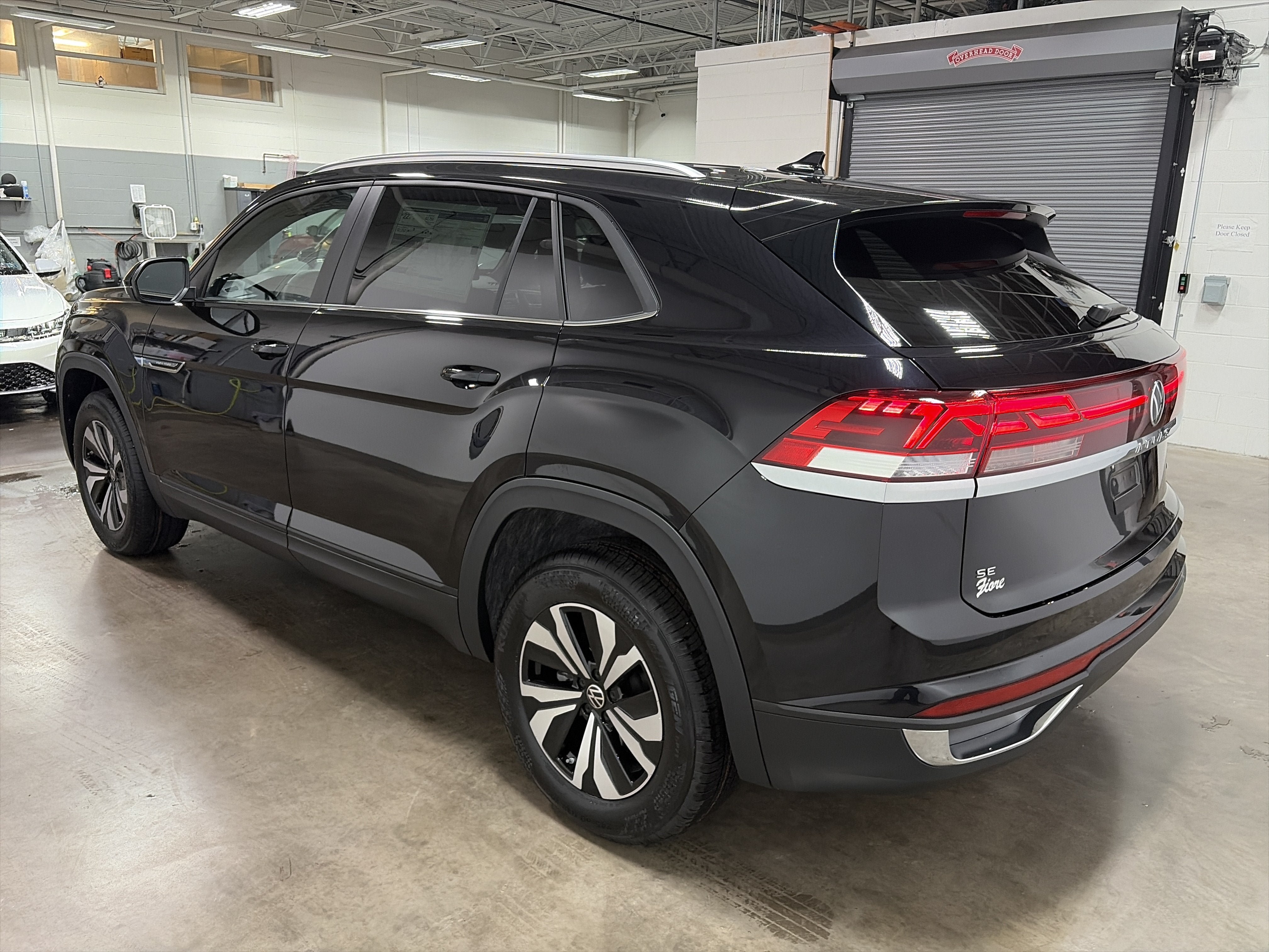 New 2026 Volkswagen Atlas Cross Sport SE AWD/4WD image 5