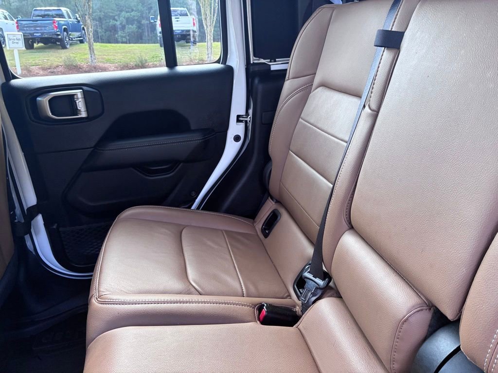 Used 2020 Jeep Gladiator Overland image 21