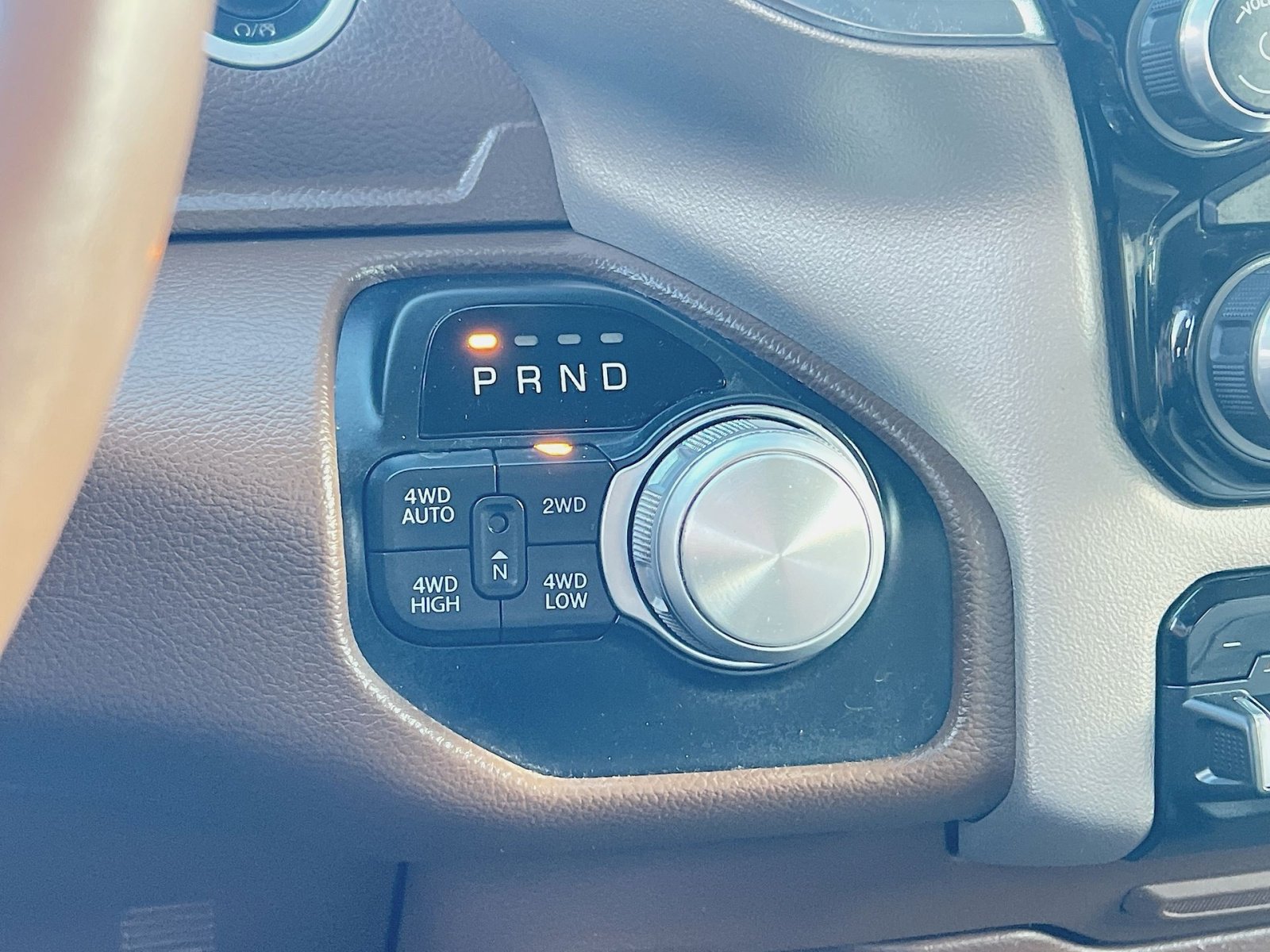 Used 2019 RAM 1500 Laramie image 22