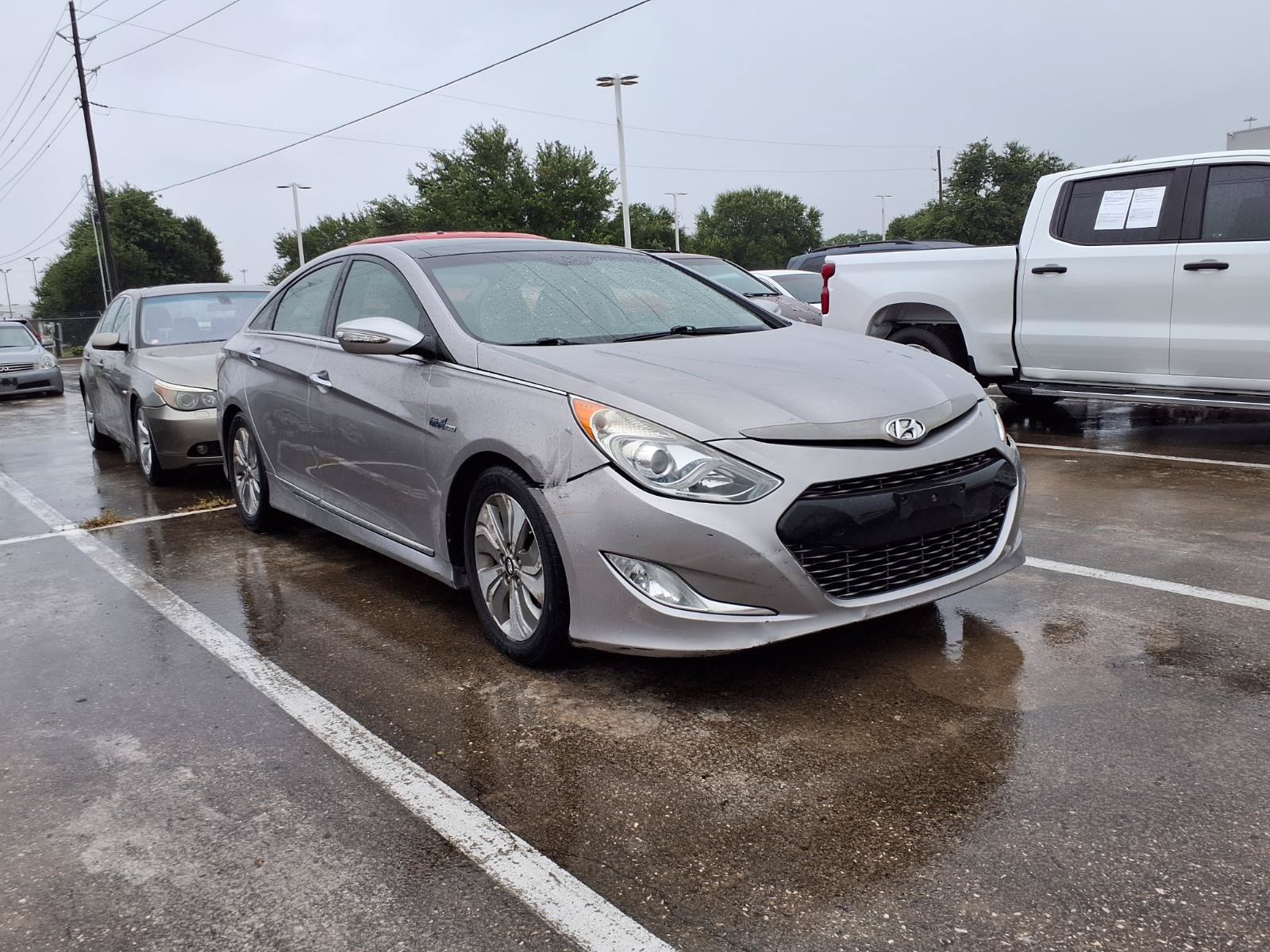 Used 2014 Hyundai Sonata Limited w/ Panoramic Sunroof Package 02 FWD image 2