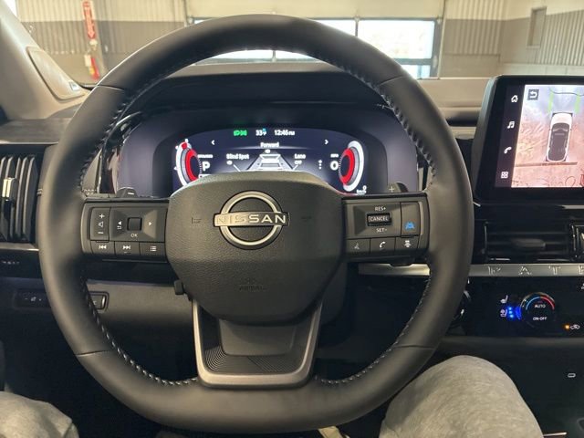 New 2026 Nissan Pathfinder Platinum image 18