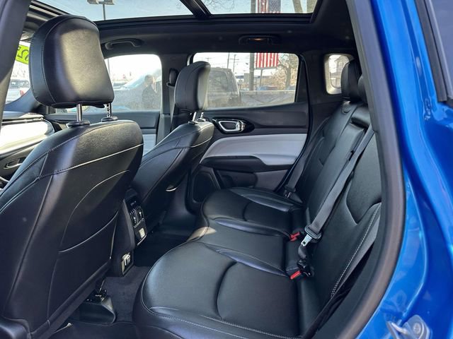 Used 2025 Jeep Compass Limited w/ Sun & Sound Group image 7