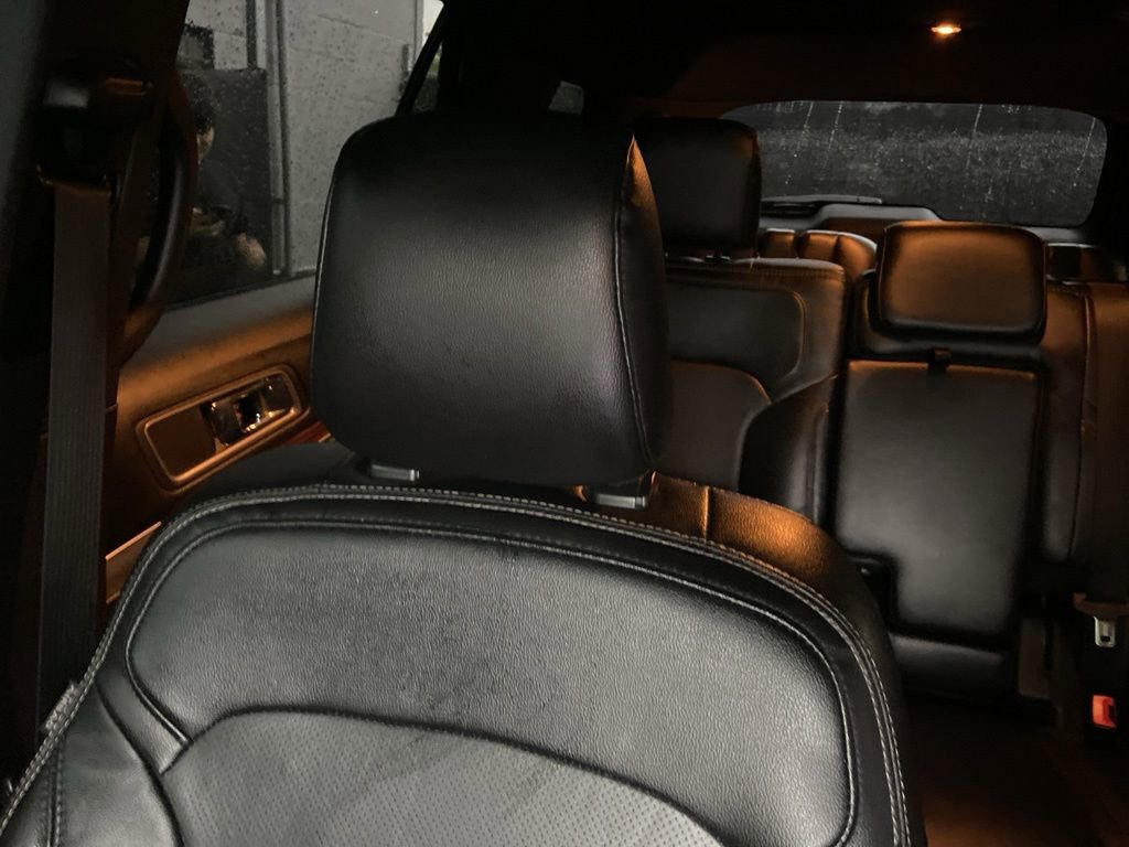 Used 2019 Ford Explorer Limited w/ Ford Safe & Smart Package FWD image 13