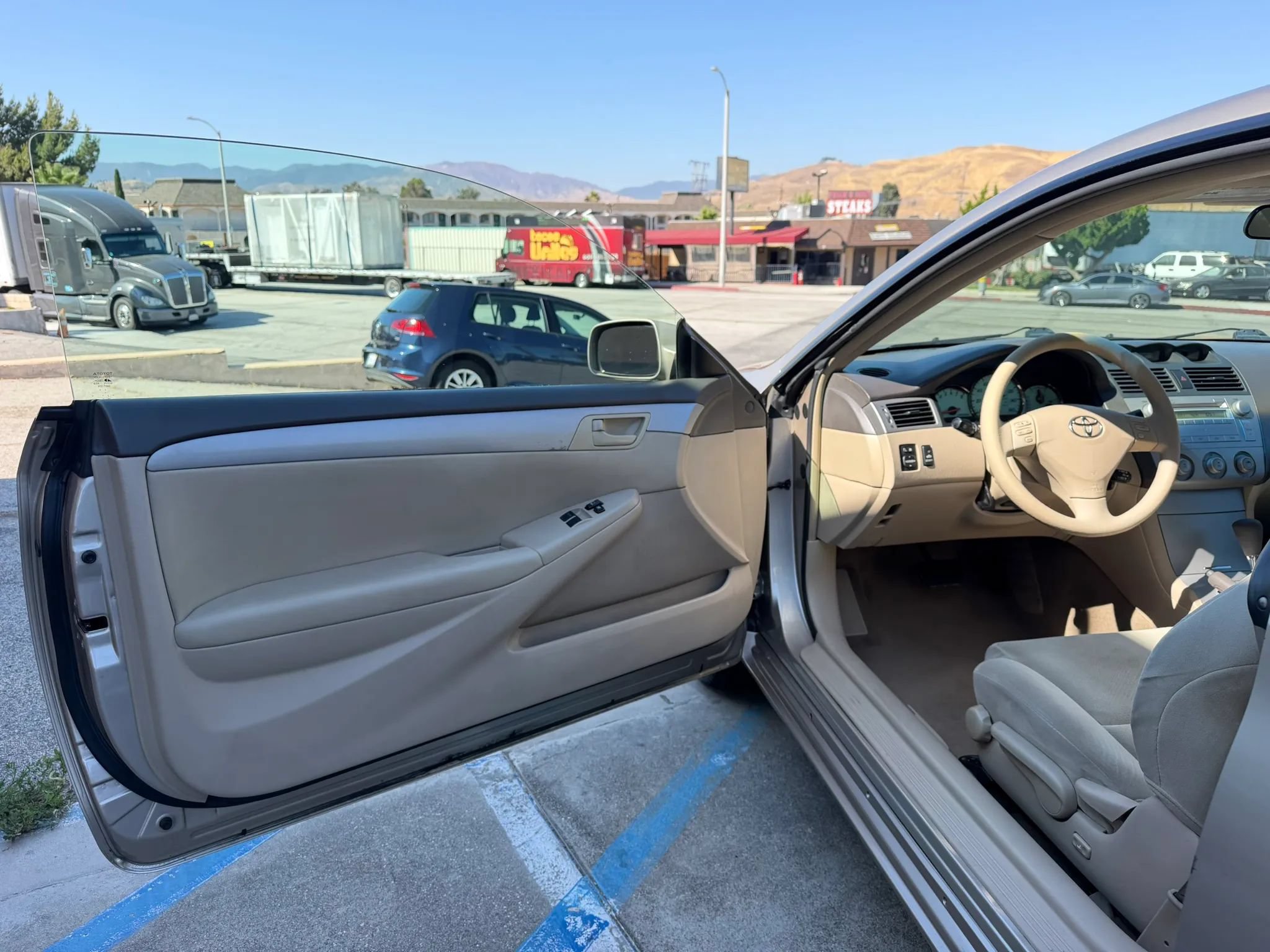 Used 2006 Toyota Solara SE Sport FWD image 9