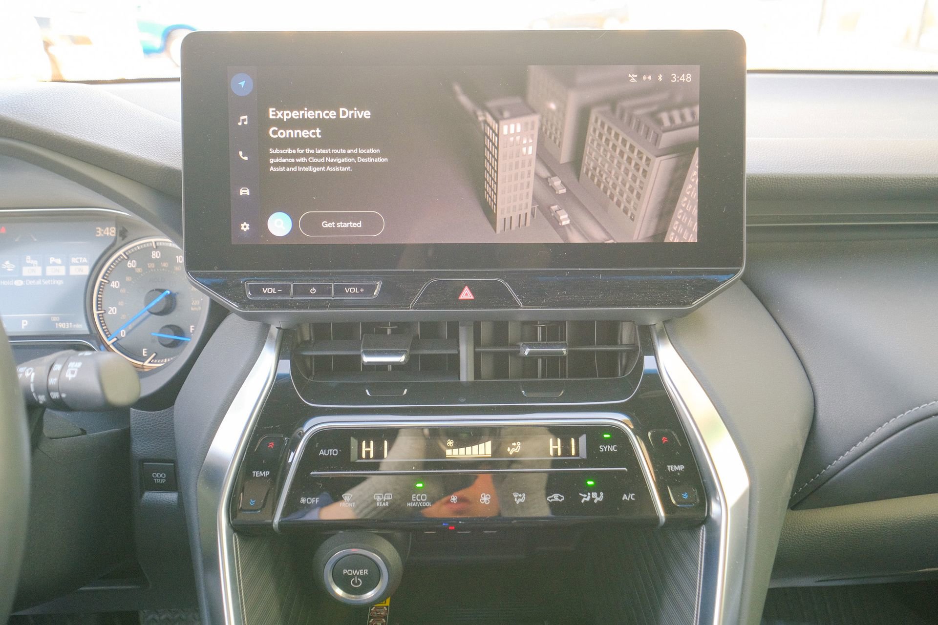 Used 2023 Toyota Venza XLE image 33