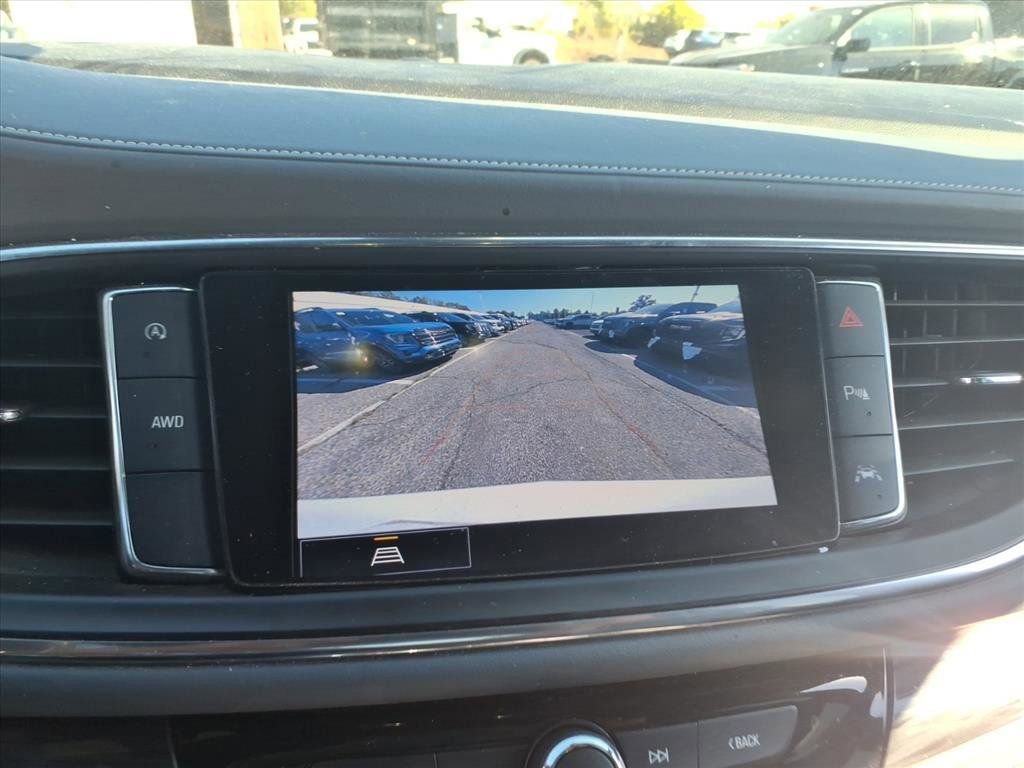 Certified 2022 Buick Enclave Essence image 16