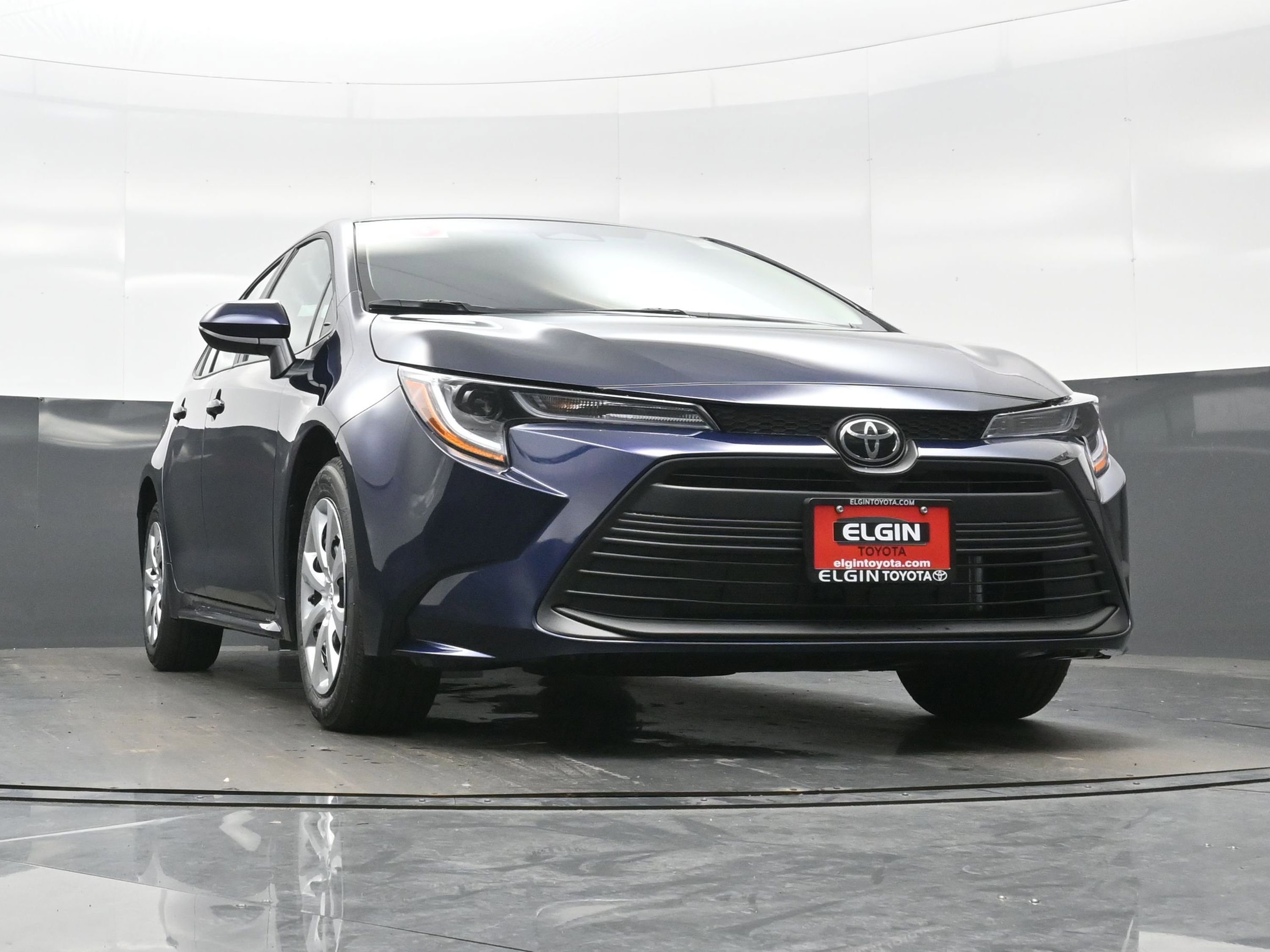 Used 2026 Toyota Corolla LE FWD image 24