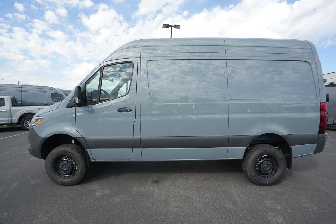 New 2026 Mercedes-Benz Sprinter 2500 image 4
