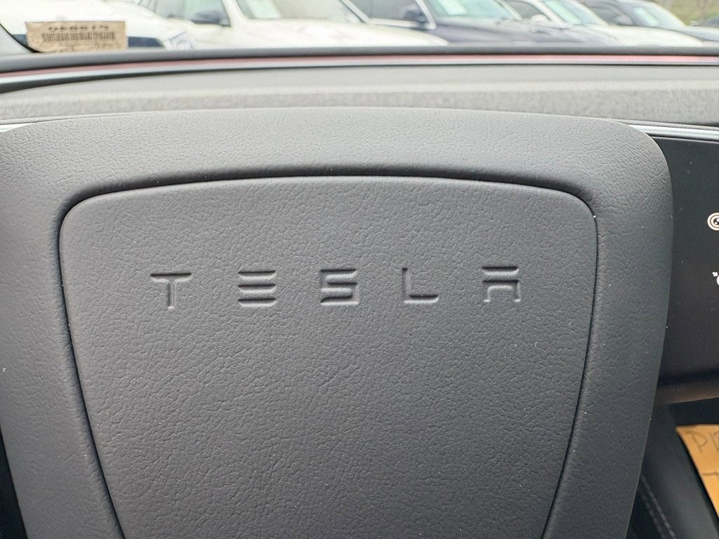 Used 2025 Tesla Model 3 Long Range image 38