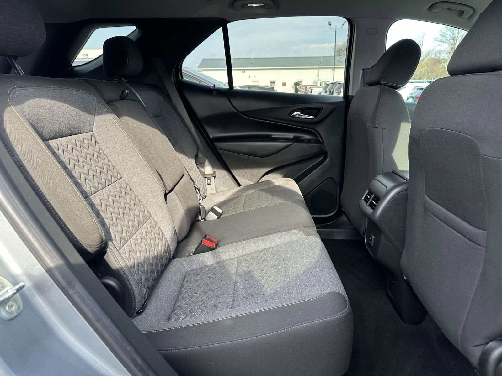 Used 2023 Chevrolet Equinox LT image 25