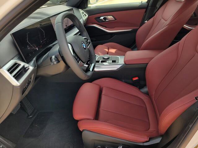 Certified 2025 BMW 330i Sedan w/ Convenience Package image 25