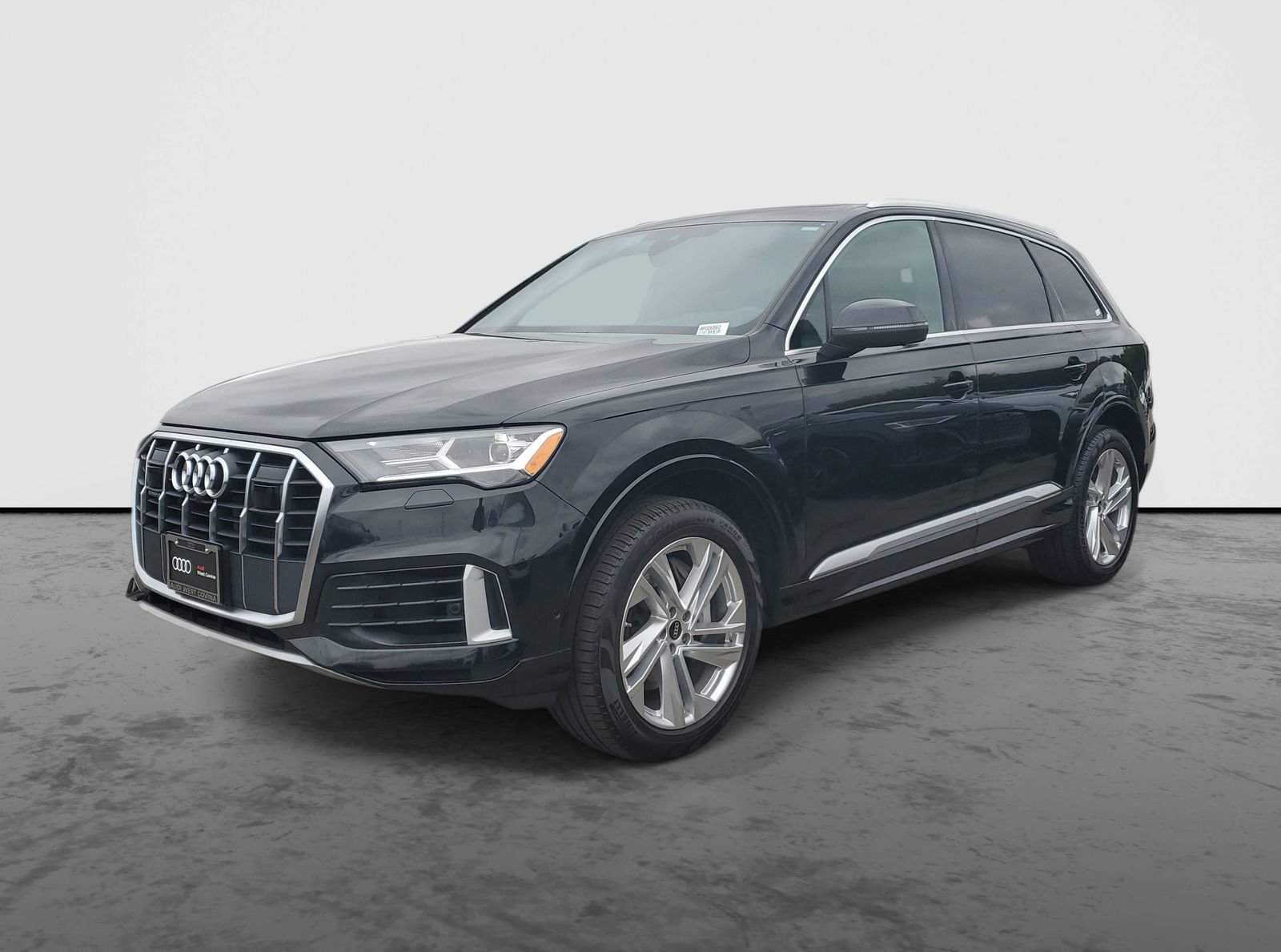 Used 2023 Audi Q7 3.0T Premium Plus w/ Premium Plus Package AWD/4WD image 2