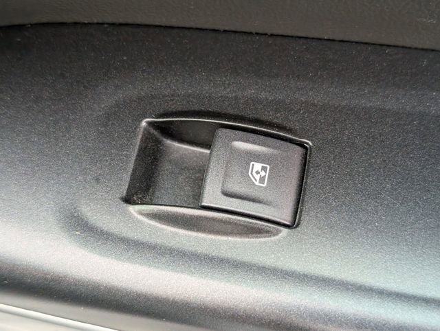 Used 2022 Chevrolet Colorado LT w/ Fleet Safety Package image 30