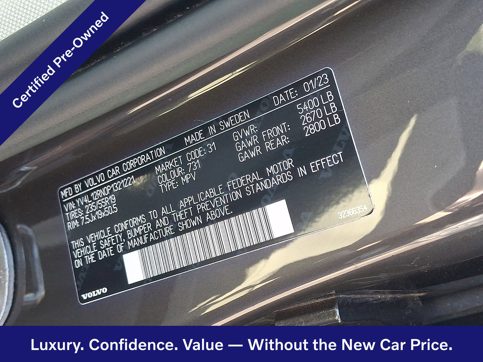 Certified 2023 Volvo XC60 B5 Plus w/ Climate Package AWD/4WD image 28