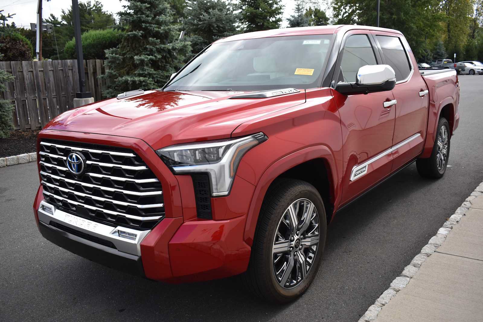 Used 2023 Toyota Tundra Capstone AWD/4WD image 3