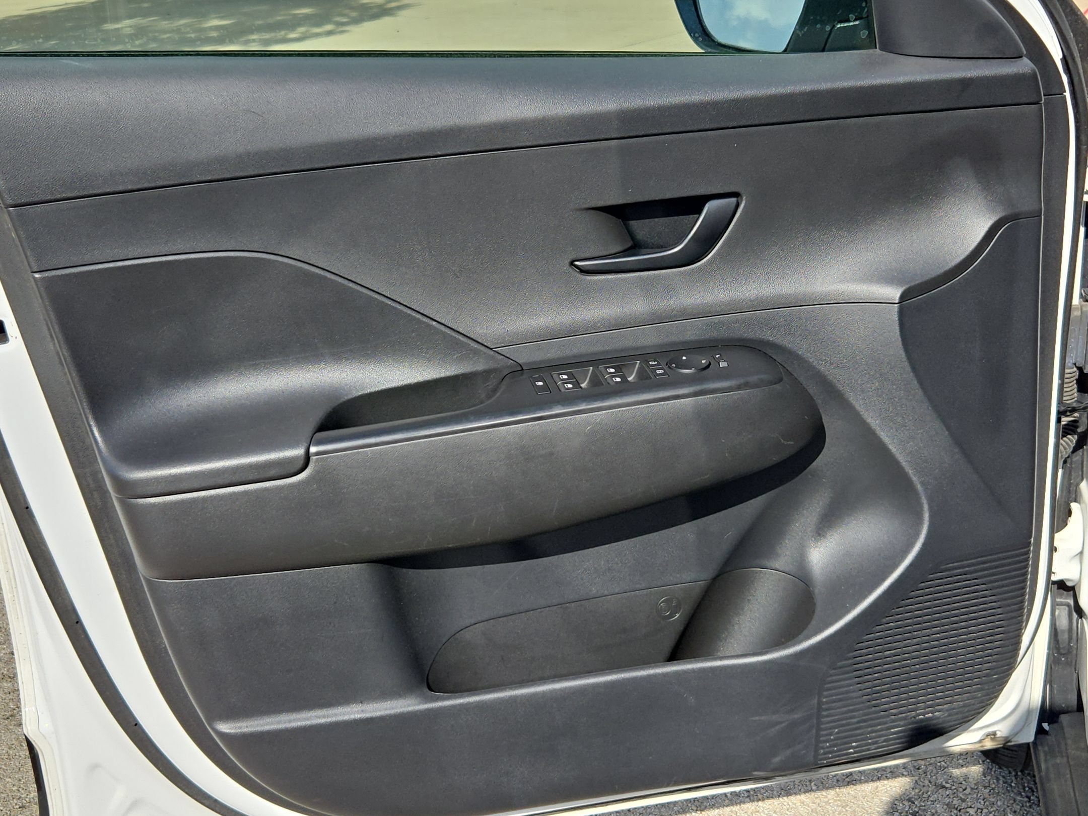 Used 2025 Hyundai Kona SEL FWD image 10