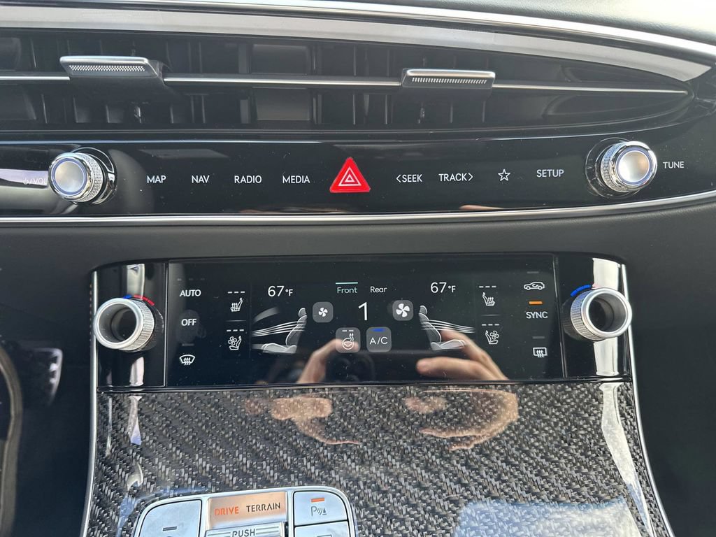 New 2026 Genesis GV70 3.5T Sport Prestige AWD/4WD image 25