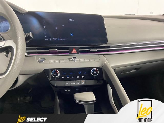 Used 2024 Hyundai Elantra SEL FWD image 24