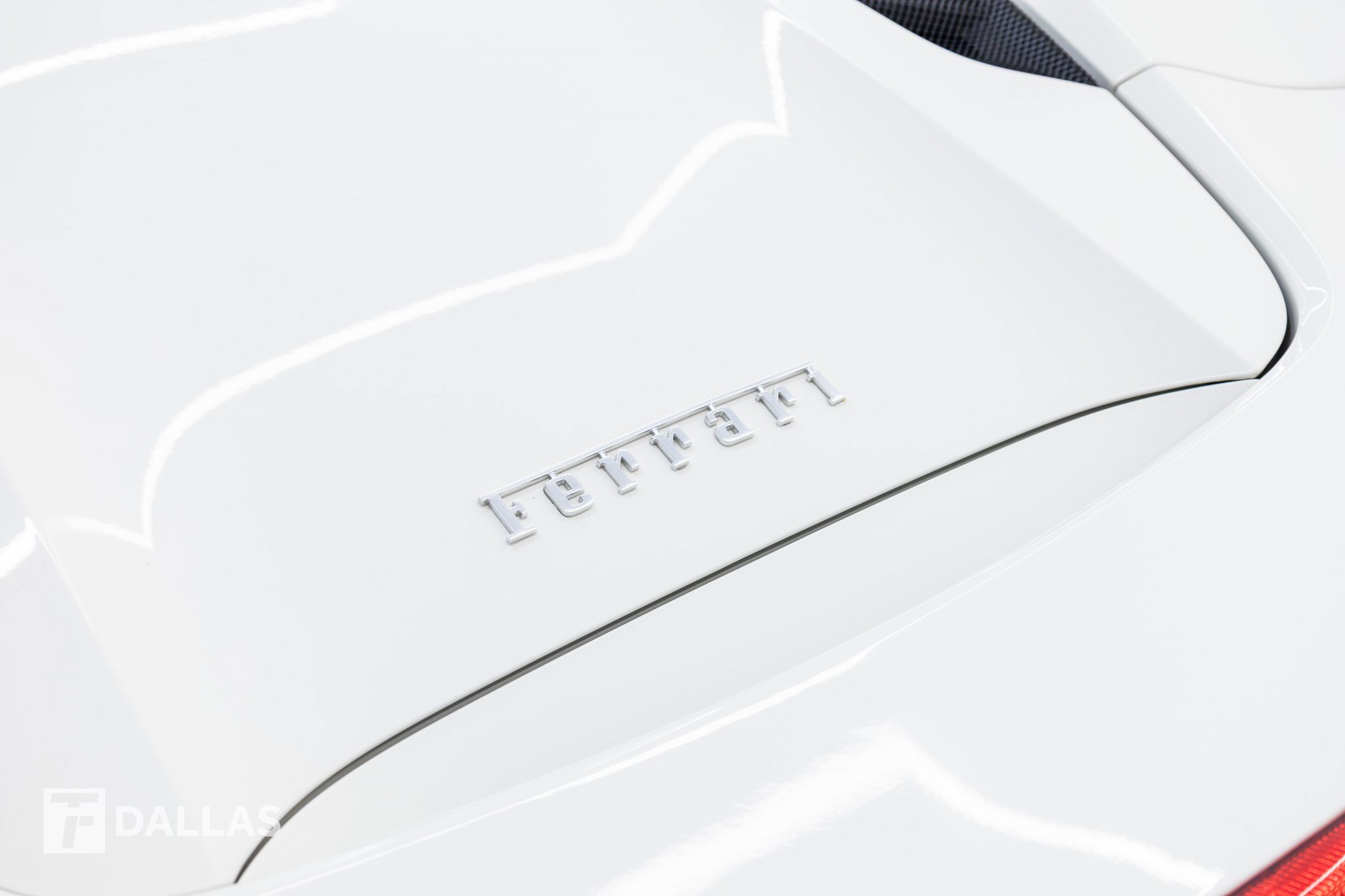 Used 2019 Ferrari 488 Spider RWD image 9