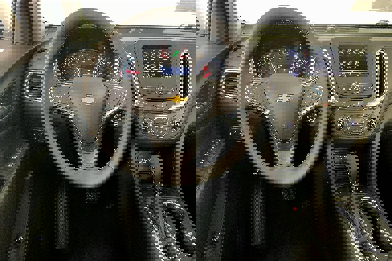 Used 2024 Chevrolet Equinox LT image 5