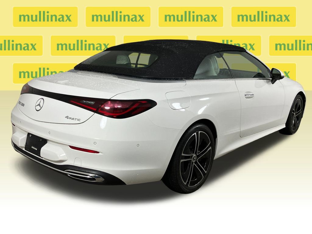 Used 2024 Mercedes-Benz CLE 300 4MATIC Cabriolet image 4