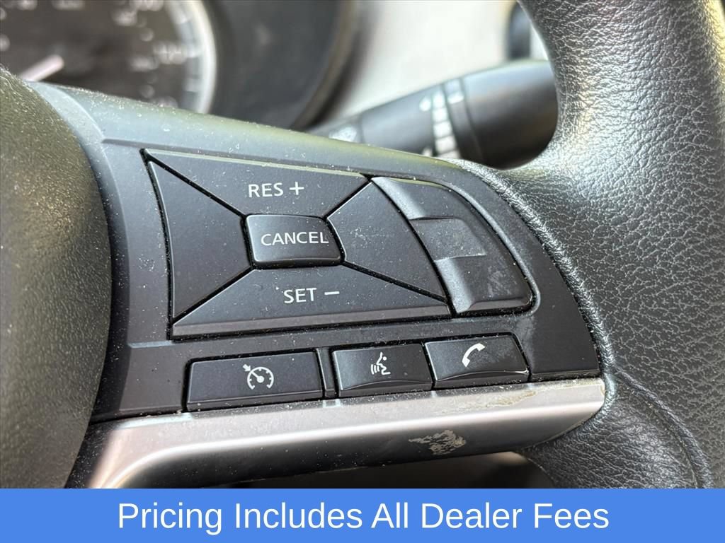 Used 2020 Nissan Versa SV FWD image 13