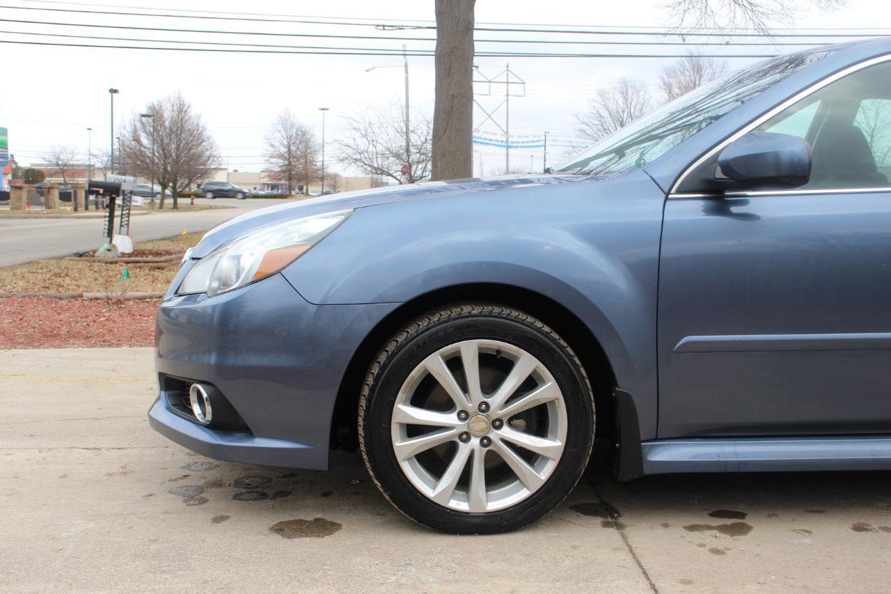 Used 2013 Subaru Legacy 2.5i Premium image 44