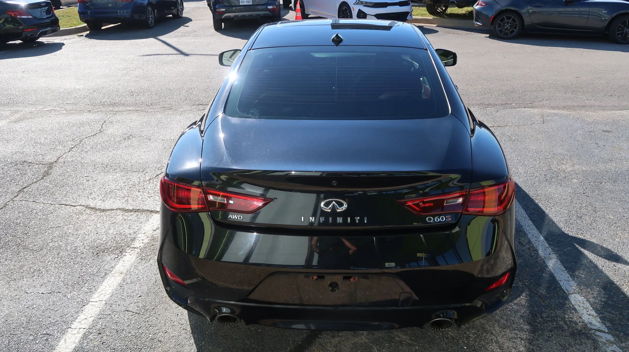 Used 2019 INFINITI Q60 Red Sport 400 w/ Cargo Package AWD/4WD image 11