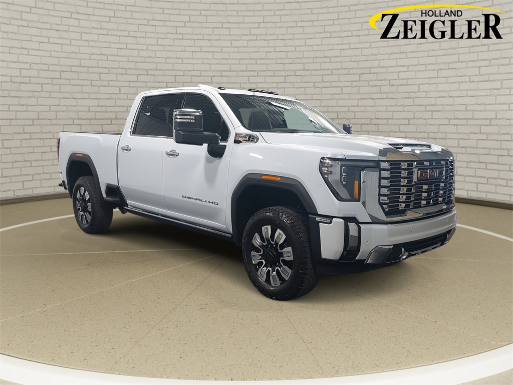 New 2026 GMC Sierra 3500 Denali w/ Denali Reserve Package image 3