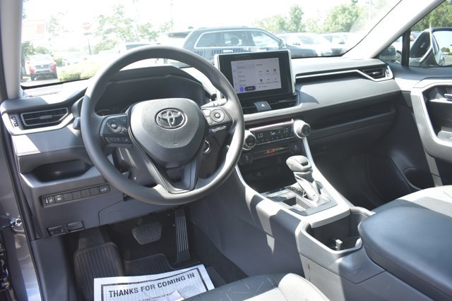 Used 2025 Toyota RAV4 XLE w/ Convenience Package FWD image 20