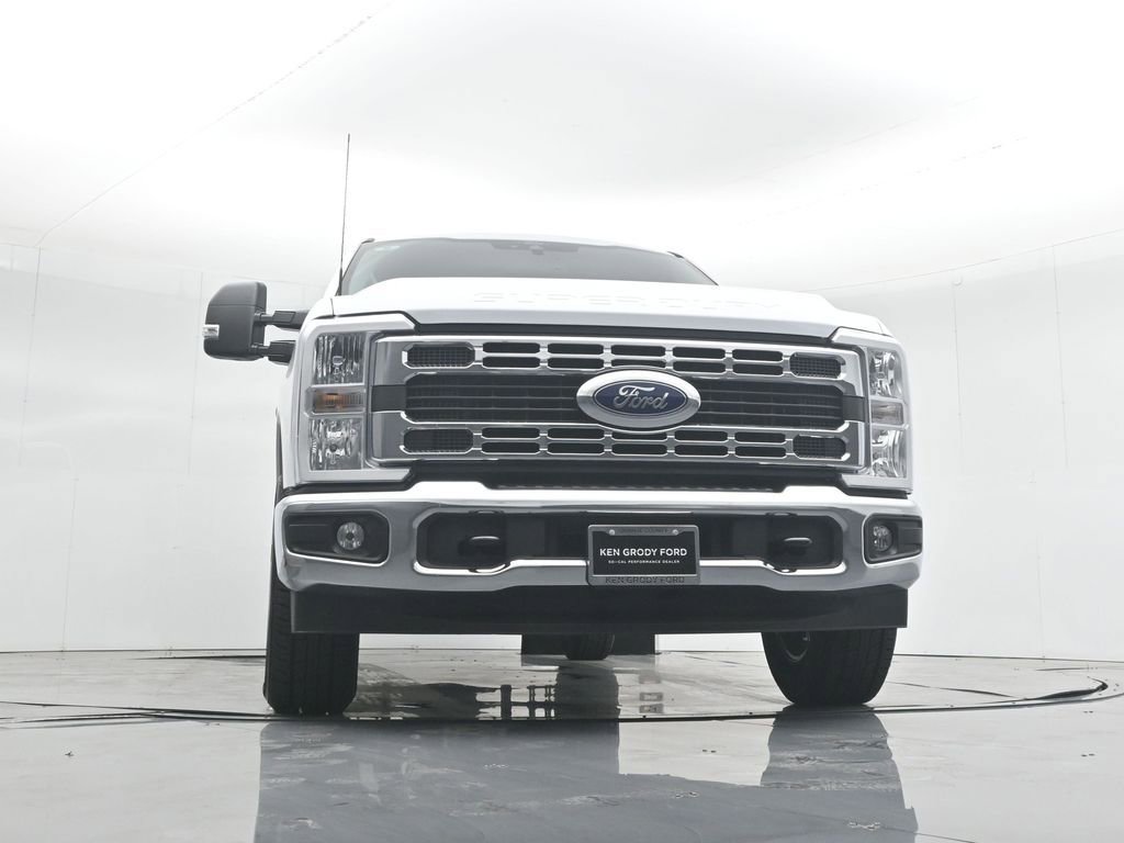New 2026 Ford F350 XLT image 48