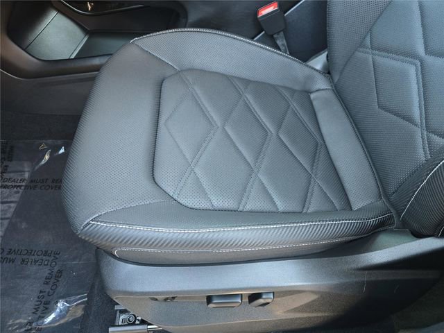 Used 2024 Volkswagen Atlas Cross Sport SE image 13