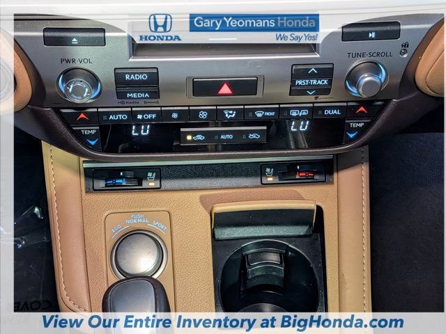 Used 2016 Lexus ES 350 w/ Premium Package w/Wood Trim FWD image 18