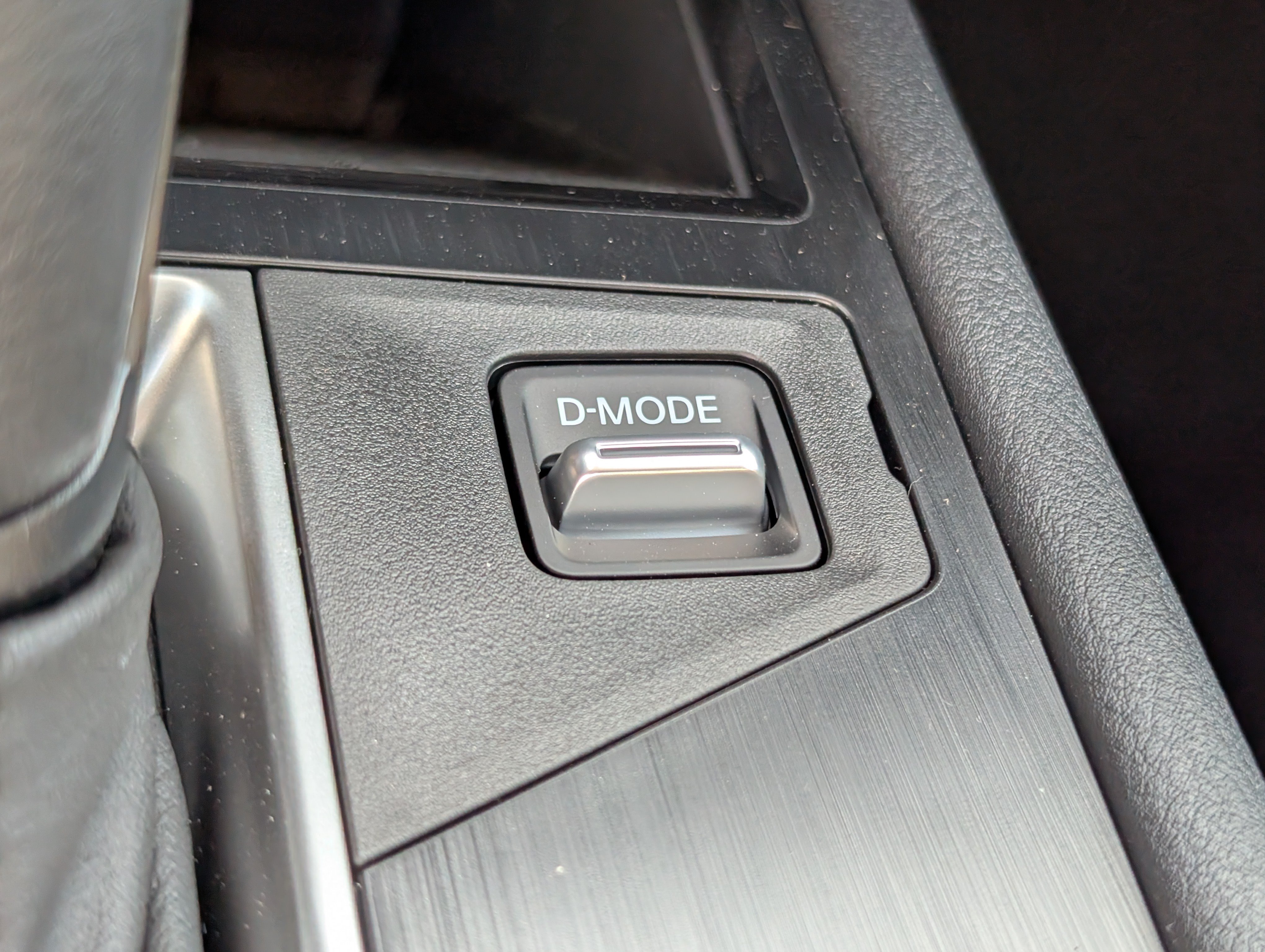 New 2027 Nissan Kicks SV AWD/4WD image 18