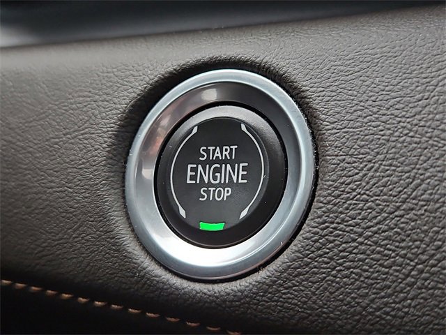 Used 2023 Cadillac Escalade ESV Premium Luxury image 28