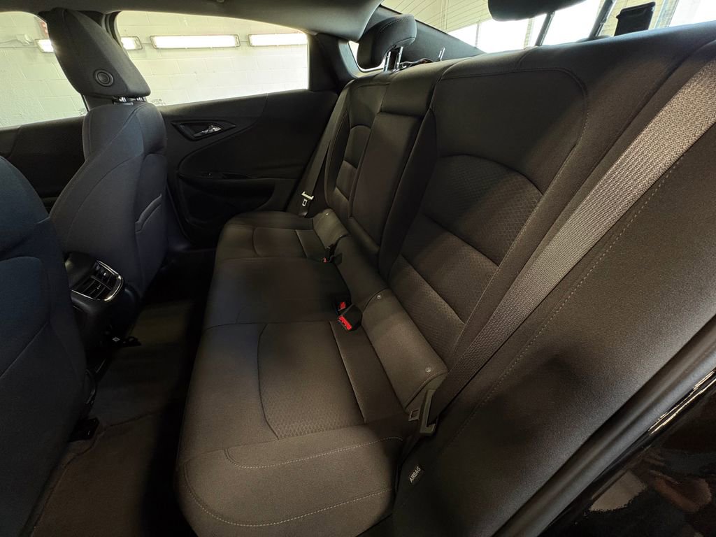 Used 2023 Chevrolet Malibu LT image 27